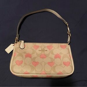 coach valentines heart nolita purse🩷limited edition and hard to find